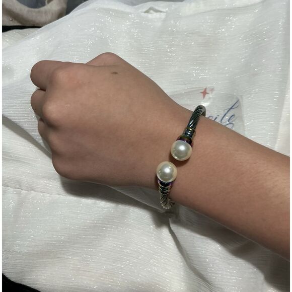 🌈 Iridescent Pearl Cuff Bracelet – Stainless Steel Rainbow Cable Design” - Picture 10 of 16